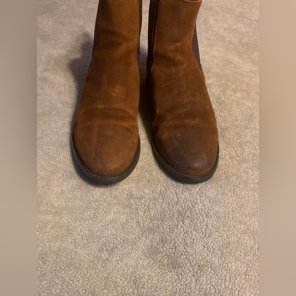 Thursday Boot Company Everyday Chelsea Boots Womens Size 8.5 Brown Chestnut - Picture 2 of 12